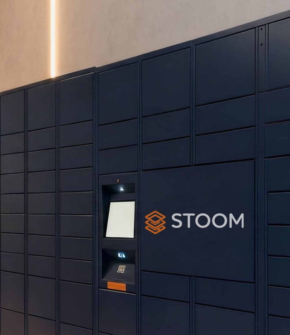 Tela e teclado do Smart Locker Stoom para retirada por código ou QR Code